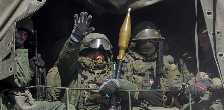 «Порвем в клочья фашистскую сволочь!» Мобилизованные из Вологодской области передали привет из зоны СВО - ВИДЕО 