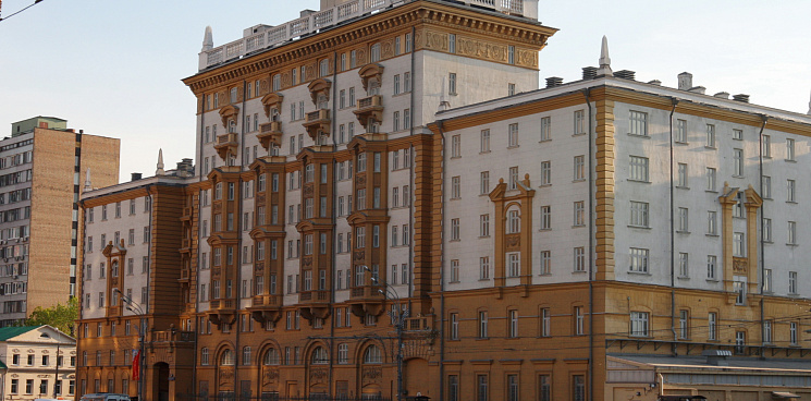 Площадь перед посольством США в Москве назовут в честь ДНР 
