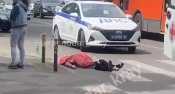 В кубанской столице на дороге неподалёку от вокзала Краснодар-1 скончалась женщина – ВИДЕО