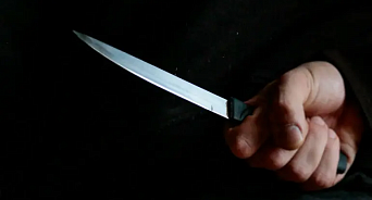 В Сети появилось видео, на котором в Крыму школьник напал с ножом на своего одноклассника