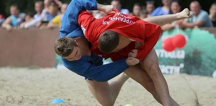 В Анапе пройдет первый в РФ национальный чемпионат по пляжному самбо