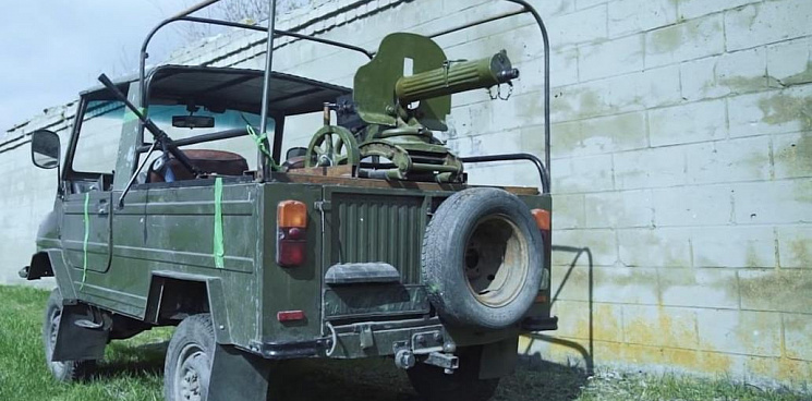 Армия Украины готовится к наступлению с пулемётами «Максим» и лопатами - ВИДЕО