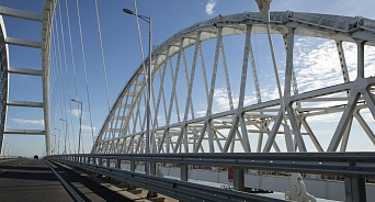 «Киеву нечем уничтожить Крымский мост, для этого нужна ядерная ракета!» Гордона* расстроили украинские эксперты