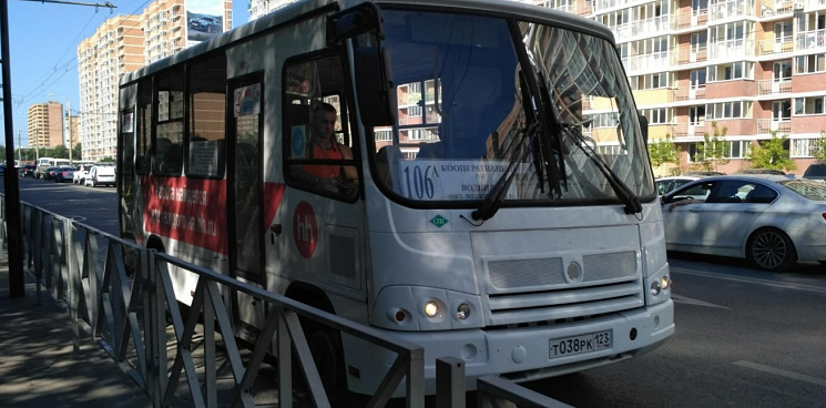 В Краснодаре пассажирка автобуса потеряла сознание из-за отсутствия кондиционера. Отреагирует ли мэрия? 