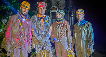 В Сочи спасатели эвакуировали спелеологов из затопленного участка Воронцовской пещеры