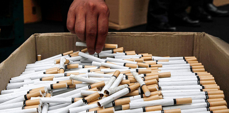 «Сигареты вне закона!» На Кубани два бизнесмена готовили к продаже контрафактные сигареты на 120 миллионов - им светит 8 лет 