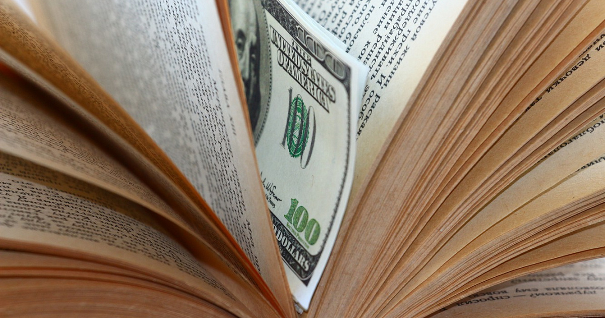 Магазин книг в Краснодаре оштрафован на 500 тыс. рублей за взятку приставу