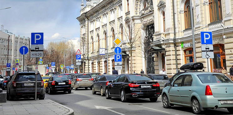 Жительница Краснодара получает штрафы за проданную более 10 лет назад машину 