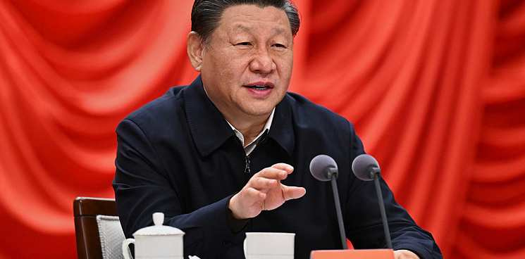 Си Цзиньпина могут отправить в отставку: кто претендует на власть в КНР?