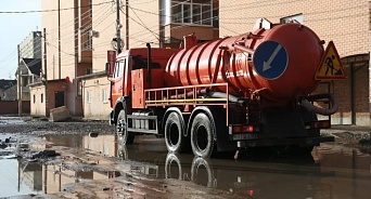 В Краснодаре работает 20 единиц водооткачивающей техники 