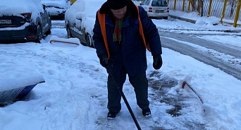 В Краснодаре 110 управляющих компаний заплатят штраф за неубранный снег