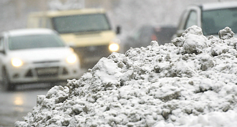 «Скоро само растает?!» В Краснодаре маршрутки отказываются возить детей в школу из-за снега? – ВИДЕО