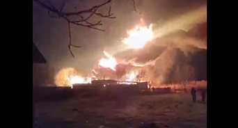«Бах такой силы, что у меня телефон из рук выпал»: на Кубани пожар в Каневском районе, сообщается о падении двух летательных аппаратов