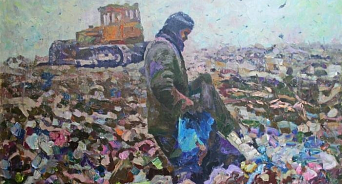 «Последствия мусорной реформы»: в Геленджике коммунальщики вывозят с мусорок только «подходящие» отходы, а остальные сваливают в кучу – ВИДЕО