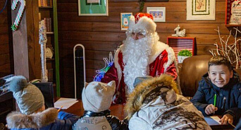 В Сочи к открытию готовят резиденцию Деда Мороза. Новогодний волшебник будет принимать с 20 декабря