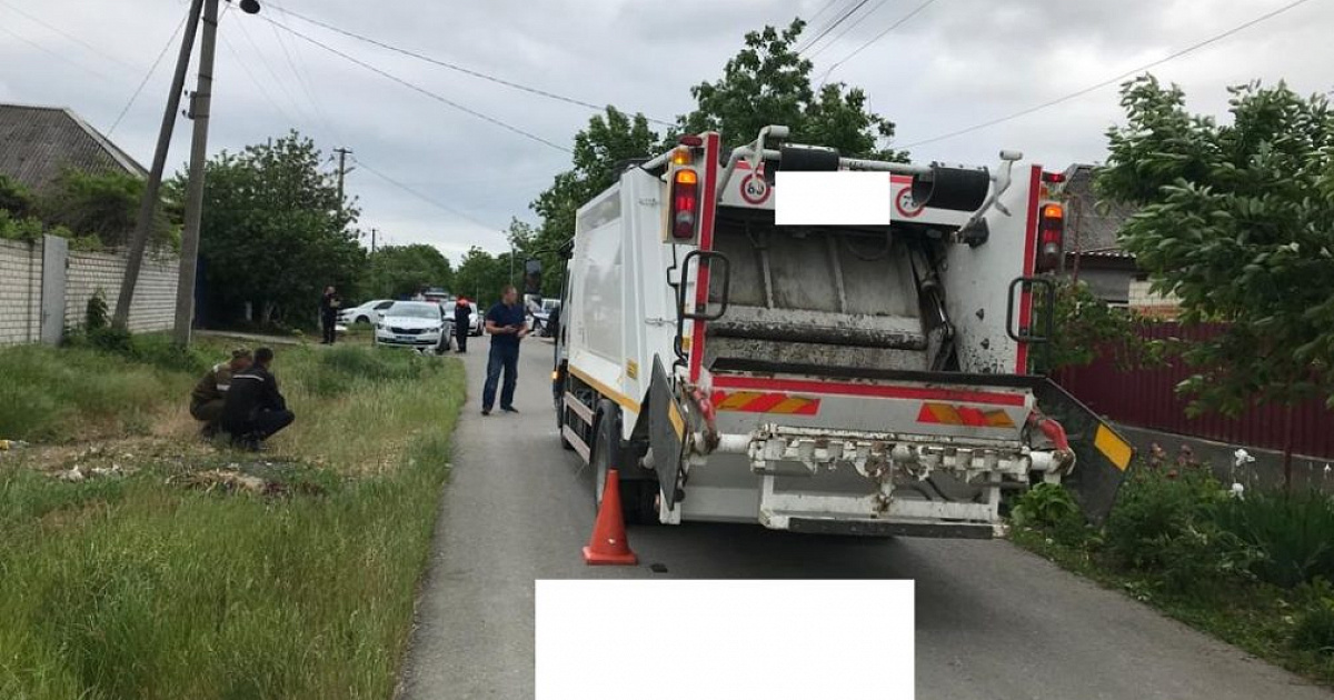 На Ставрополье трехлетний мальчик погиб под колесами мусоровоза