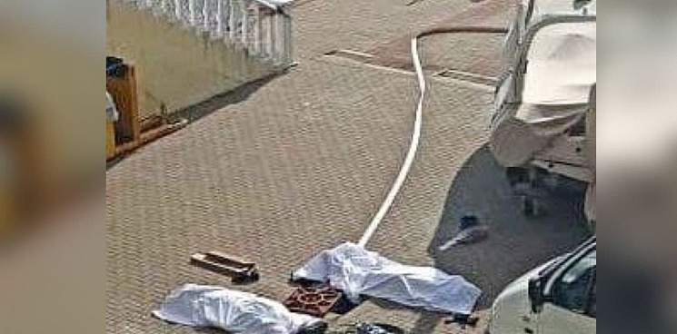 В Геленджике погибли два водолаза во время очистных работ у бассейна 