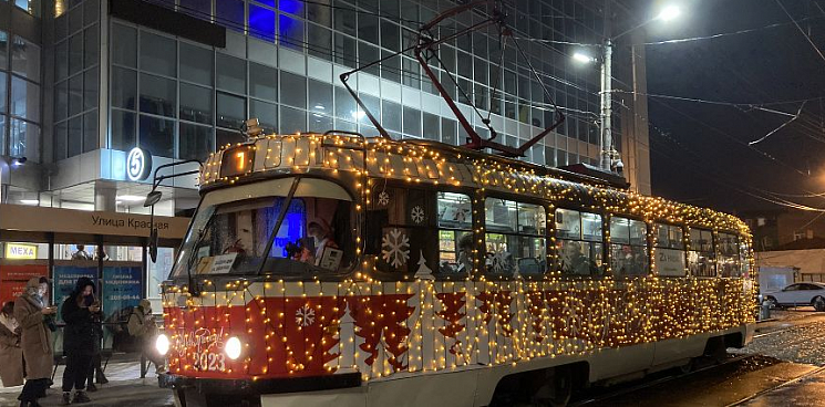 «Доставь себя сам!» В Краснодаре в новогоднюю ночь не будут продлевать часы работы общественного транспорта