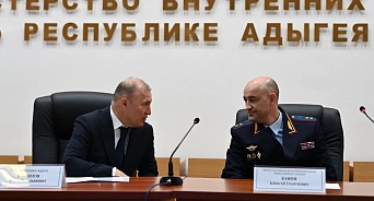 Владимир Колокольцеа представил полицейским Адыгеи нового главу МВД по региону