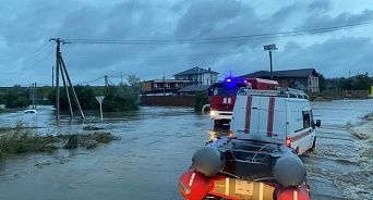 Наводнение на Кубани: затопило 1344 дома, без света 108 тысяч человек