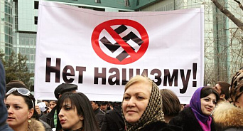 «Россия должна остановить украинский нацизм!» Казахский историк рассказал, почему он каждый год выходит на запрещённый «Бессмертный полк» – ВИДЕО