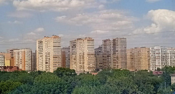 В Фестивальном районе Краснодара загорелась квартира в многоэтажке - ВИДЕО
