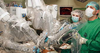 На Кубани впервые провели операцию с роботом-хирургом