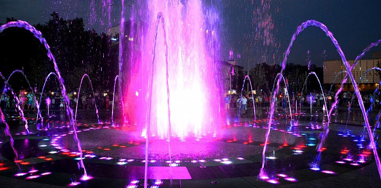 Выбрать музыку для городского фонтана краснодарцы могут сами.