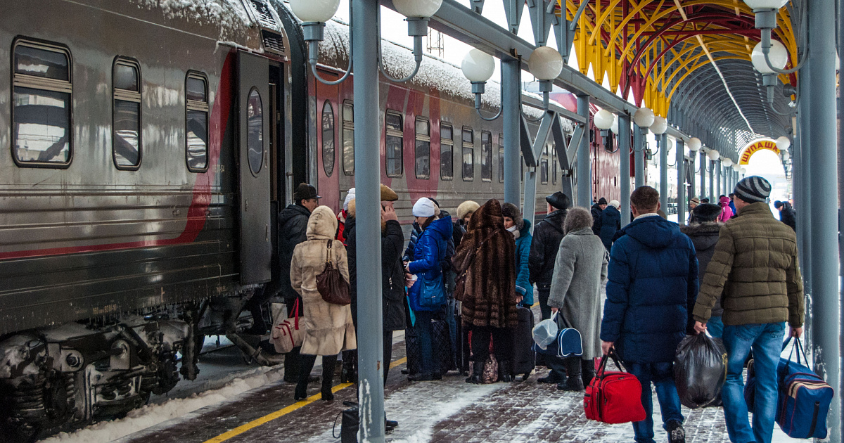 Во время шторма в Сочи сотрудники РЖД высадили пассажиров с детьми с поезда?