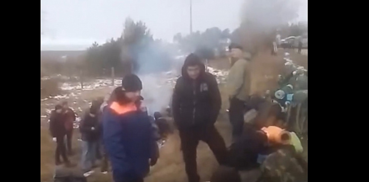 «Загнали в поле как баранов»: мобилизованных из Пермского края бросили в поле без еды, но власти это отрицают – ВИДЕО