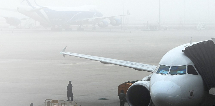 В Краснодаре из-за тумана число задержанных рейсов увеличилось до 15 