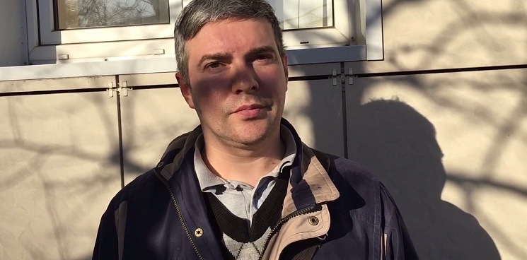 Активисты рассказали, за что их задержали после пикета в поддержку Пивоварова 