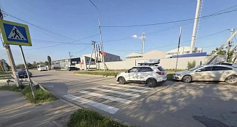 Под Краснодаром иномарка сбила двух детей