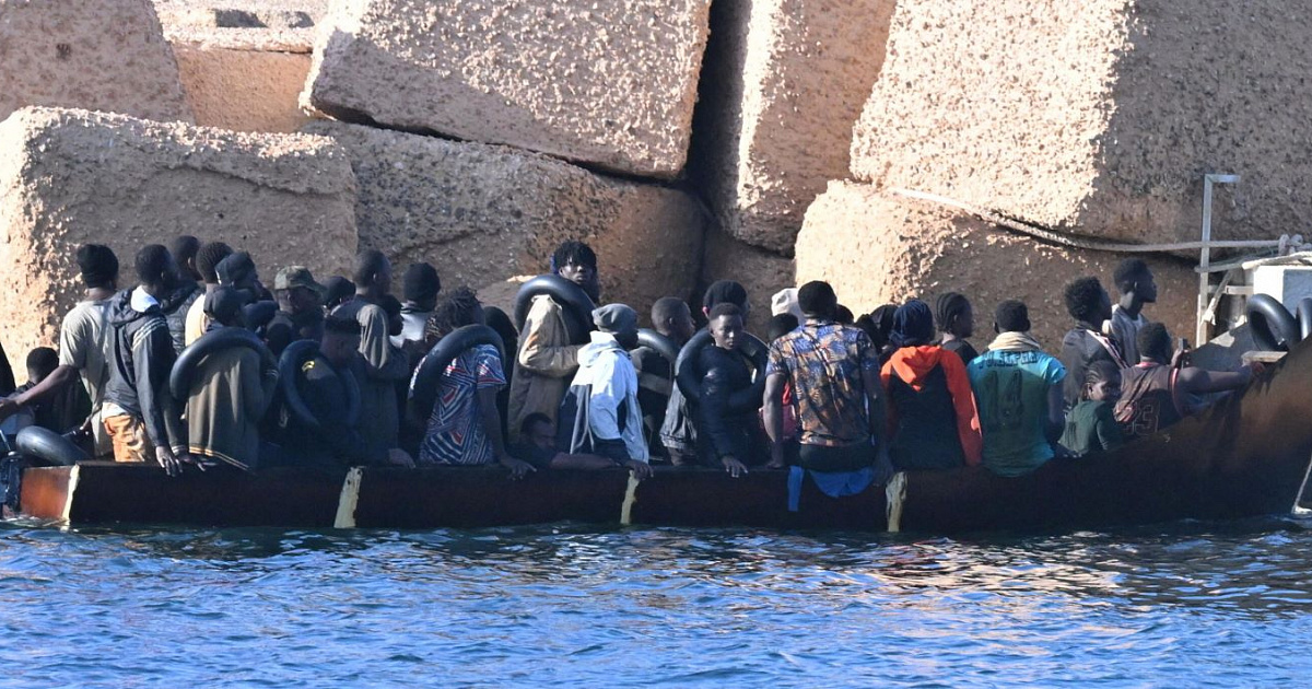 «Мигрантов нужно топить!» Экс-кандидат в президенты Франции не против расправиться с беженцами на лодках – ВИДЕО