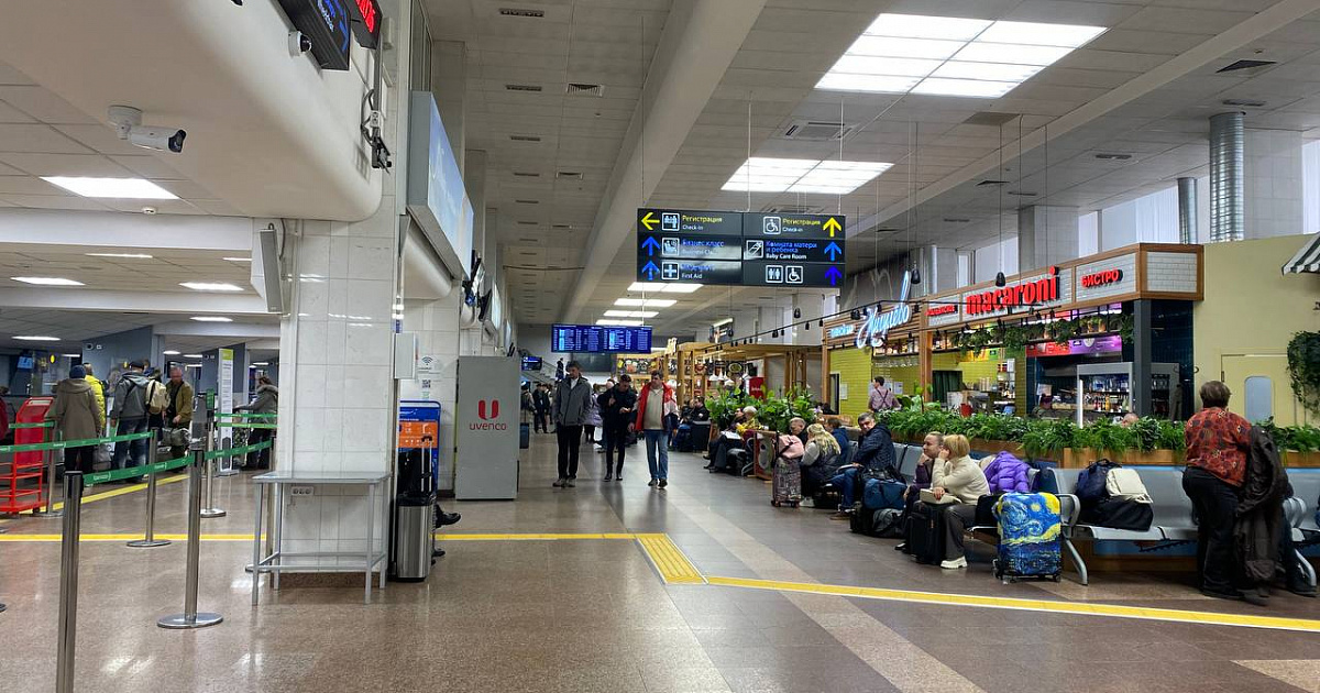 В аэропортах Кубани задержаны более 20 рейсов
