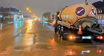 Ливень в Краснодаре стал причиной подтопления 14 городских улиц