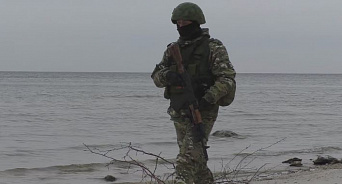«Враг не пройдёт!» Российские военнослужащие обороняют берег Каховского водохранилища – ВИДЕО