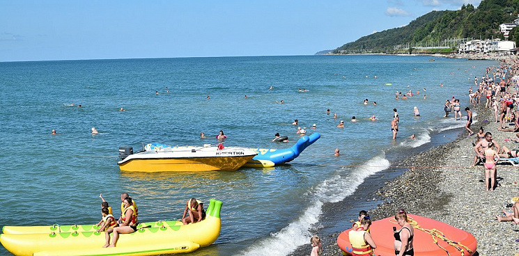 Сколько стоит отдохнуть летом на курортах Черного моря? 