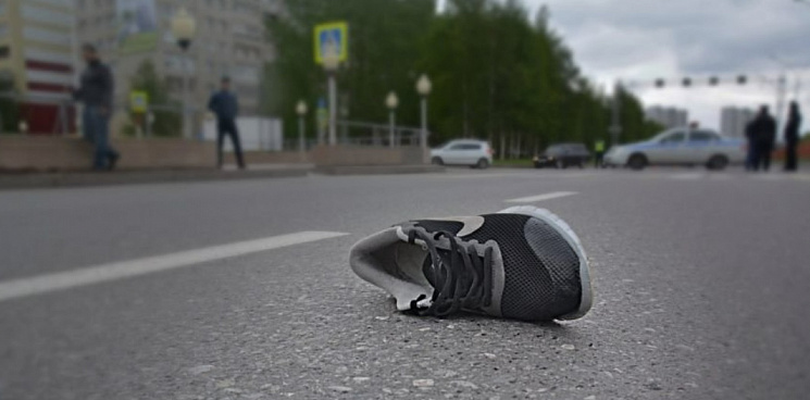 Водитель иномарки сбил пешехода в центре Краснодара и скрылся с места ДТП – ВИДЕО 