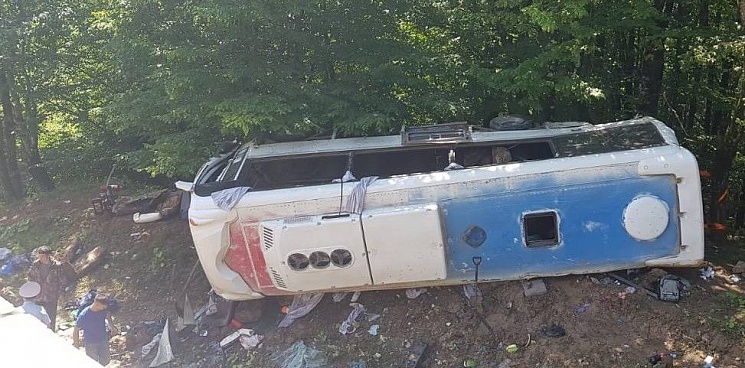 На Кубани в ДТП с автобусом погибли два человека