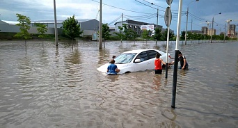 Бороться с потопами в Краснодаре хотят за счет федеральных средств