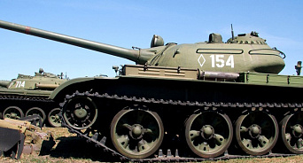 «Интерактивный музей открывается на Донбассе»: движущийся в сторону Украины эшелон советских танков Т-54 заметили на Дальнем Востоке