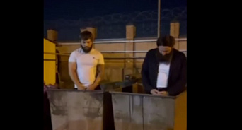Чеченцы встали в мусорный бак, чтобы записать видео с извинениями - ВИДЕО