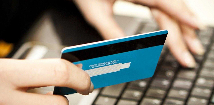 В Сочи сотрудница салона связи украла полмиллиона с кредитных карт клиентов