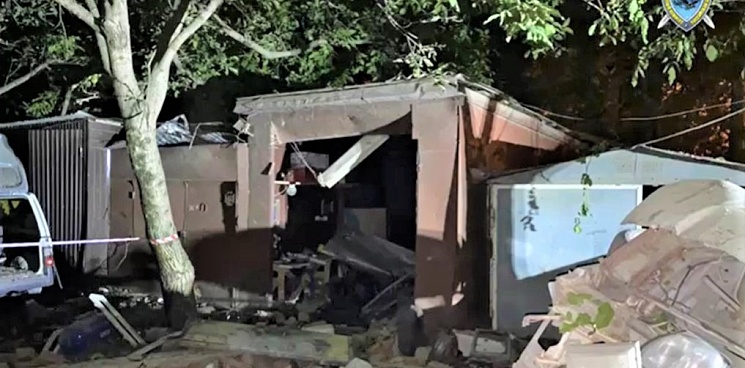 СК на Кубани возбудил уголовное дело после обрушения гаража на Тихорецкой