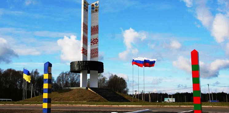 ВС РФ взорвали дорогу около монумента «Три сестры» на границе с Украиной, чтобы не допустить прорыва украинских ДРГ – ВИДЕО 
