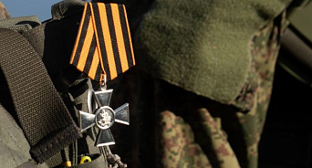 «Служил в Южной Осетии, откуда уехал на СВО»: кубанского бойца-контрактника наградили Георгиевским крестом за взятие укрепрайона ВСУ 