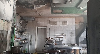 В Анапе при пожаре в кафе пострадали два человека