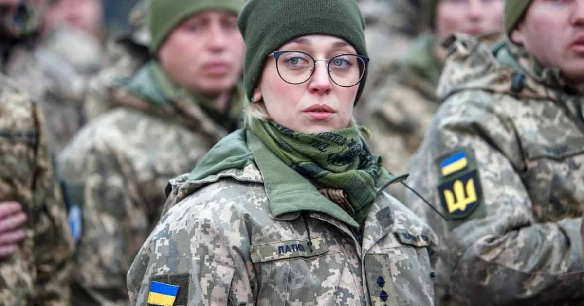 «В 55 лет вставать на военный учет»: украинку заставляют идти в армию