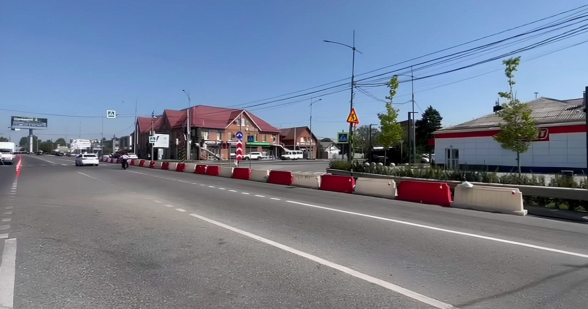 В Краснодаре ограничили движение из-за строительства сетей водоотведения